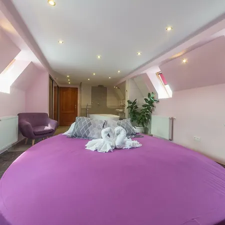 Magic Moments Bed & Breakfast