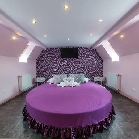 Magic Moments Bed & Breakfast *